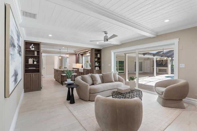 11976 N Lake Drive, Boynton Beach, FL 33436