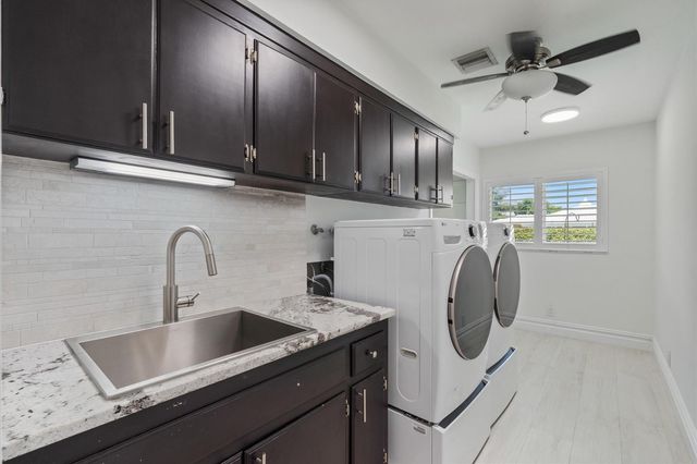 11976 N Lake Drive, Boynton Beach, FL 33436