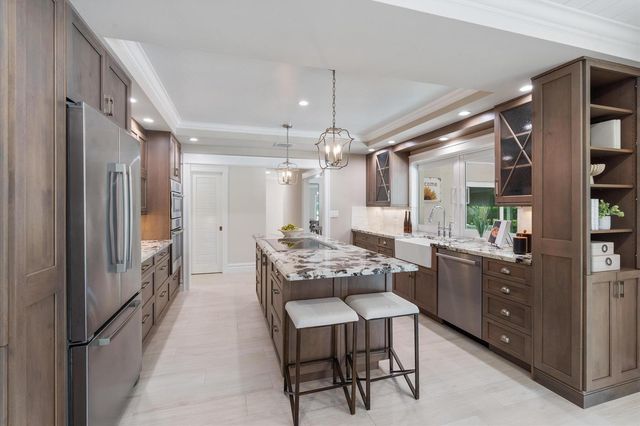 11976 N Lake Drive, Boynton Beach, FL 33436