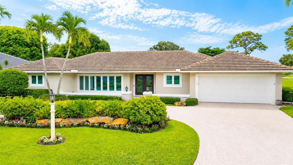 11976 N Lake Drive, Boynton Beach, FL 33436