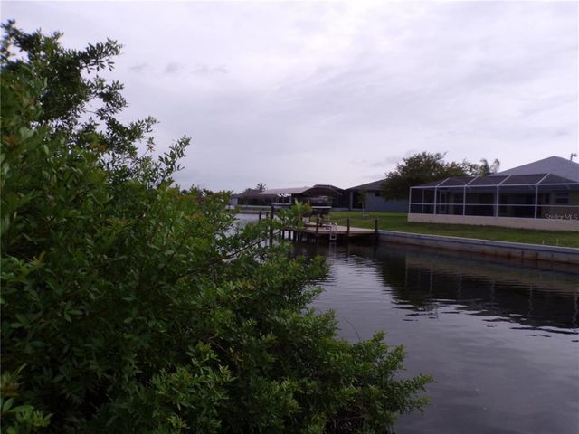 400 NW 32ND PLACE, Cape Coral, FL 33993