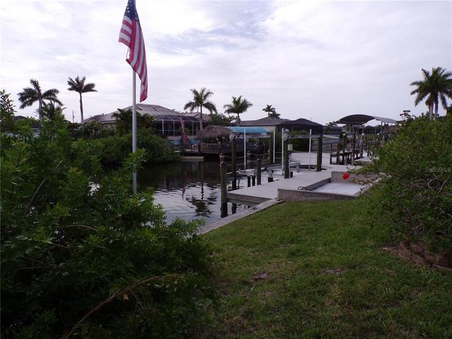 400 NW 32ND PLACE, Cape Coral, FL 33993