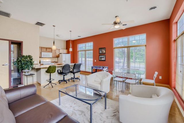 2850 Cedar Avenue S 202, Minneapolis, MN 55407