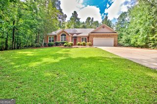 250 Kari Glen Drive, Fayetteville, GA 30215