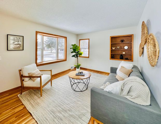 9052 Jackson Avenue, Circle Pines, MN 55014