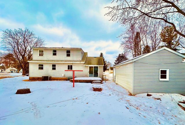 9052 Jackson Avenue, Circle Pines, MN 55014