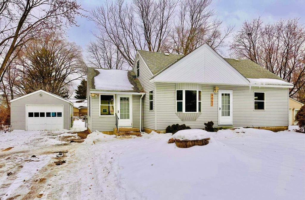 9052 Jackson Avenue, Circle Pines, MN 55014