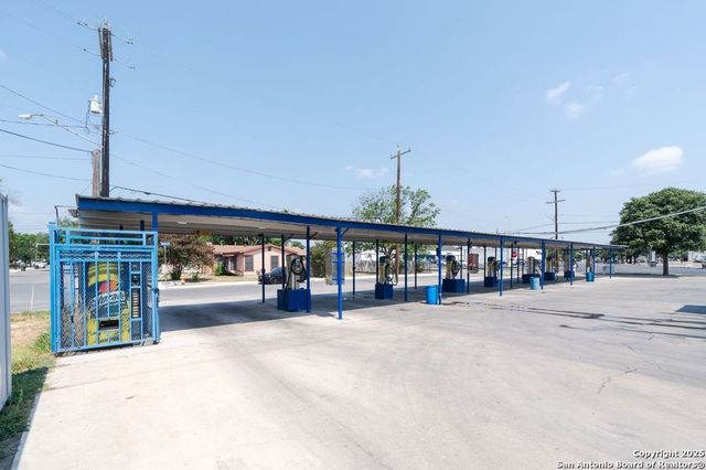 6727 S Flores, San Antonio, TX 78221