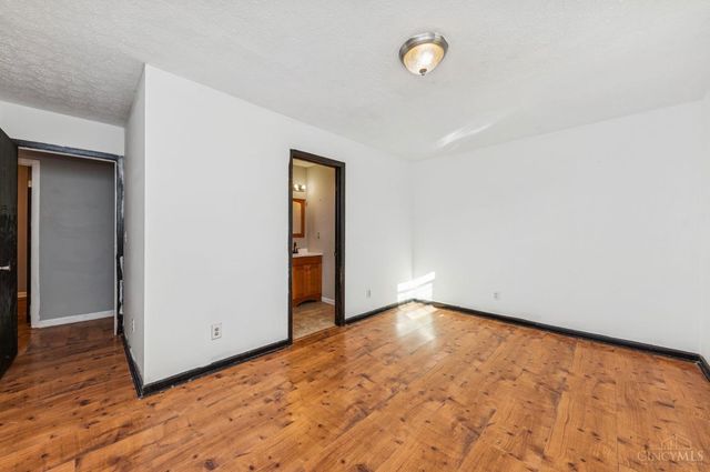 6114 Taylor, Blanchester, OH 45107