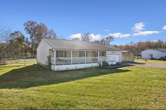 6114 Taylor, Blanchester, OH 45107