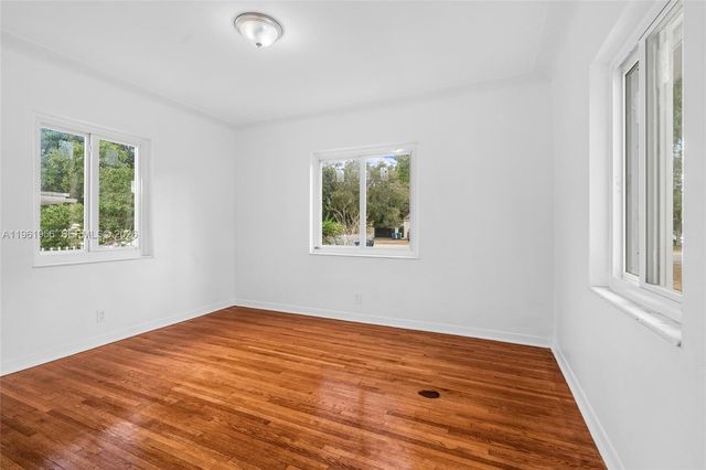 201 S Biscayne River Dr, Miami, FL 33169