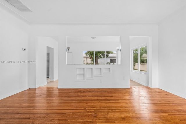 201 S Biscayne River Dr, Miami, FL 33169