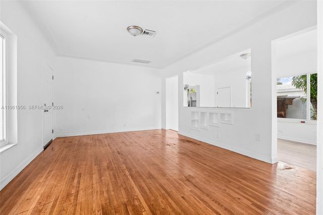 201 S Biscayne River Dr, Miami, FL 33169