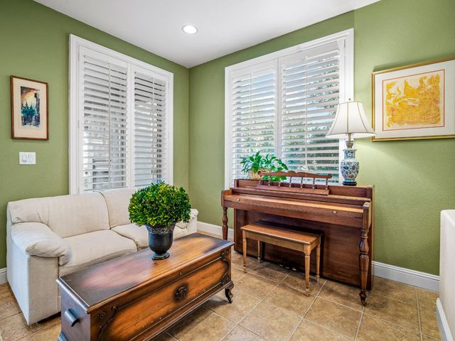 524 Silvaner Ct, El Dorado Hills, CA 95762