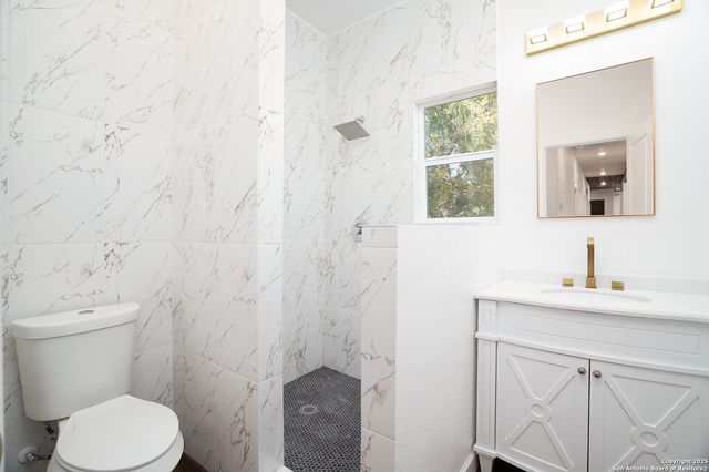 419 N Monumental, San Antonio, TX 78202