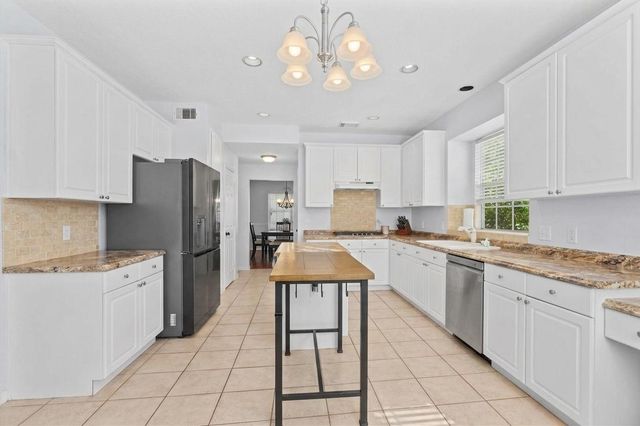 2526 Berkley Court, Richmond, TX 77406