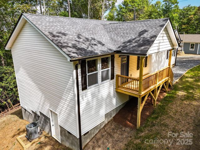 168 Erwin Hill Drive, Etowah, NC 28729