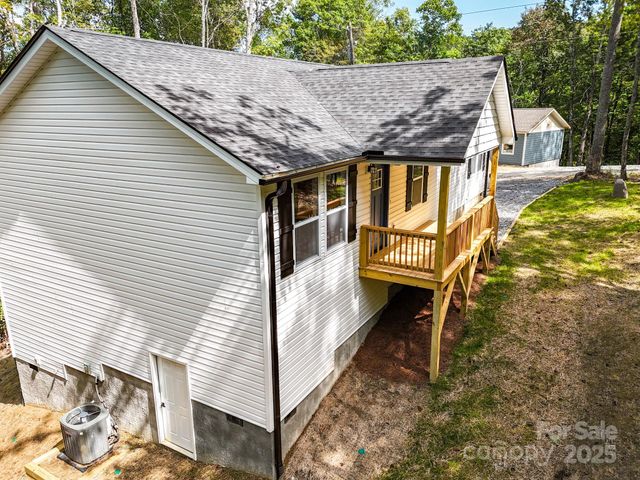 168 Erwin Hill Drive, Etowah, NC 28729
