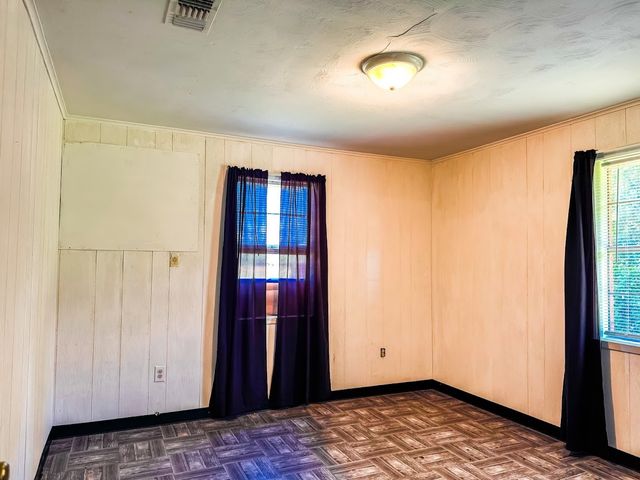 1085 Duke Road, Kennard, TX 75847