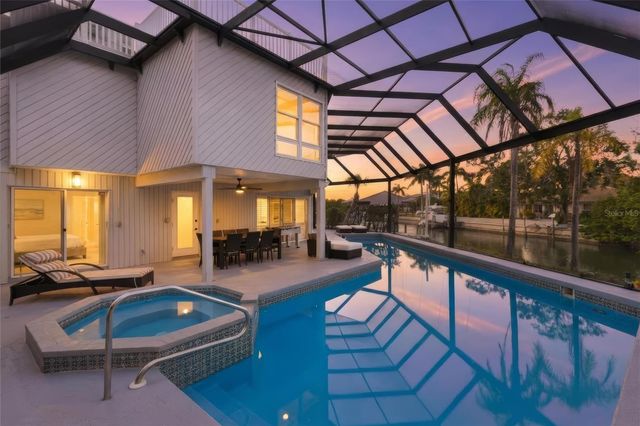 557 VENICE LANE, Sarasota, FL 34242