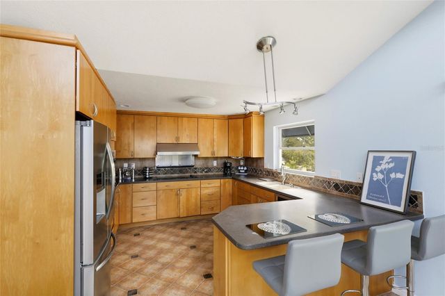 557 VENICE LANE, Sarasota, FL 34242