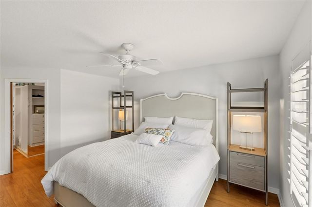 557 VENICE LANE, Sarasota, FL 34242