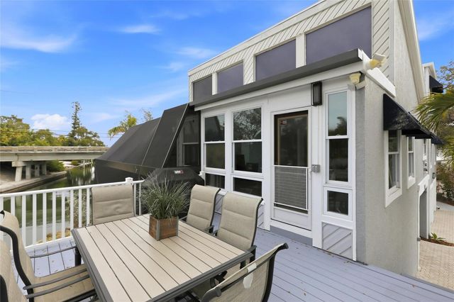 557 VENICE LANE, Sarasota, FL 34242