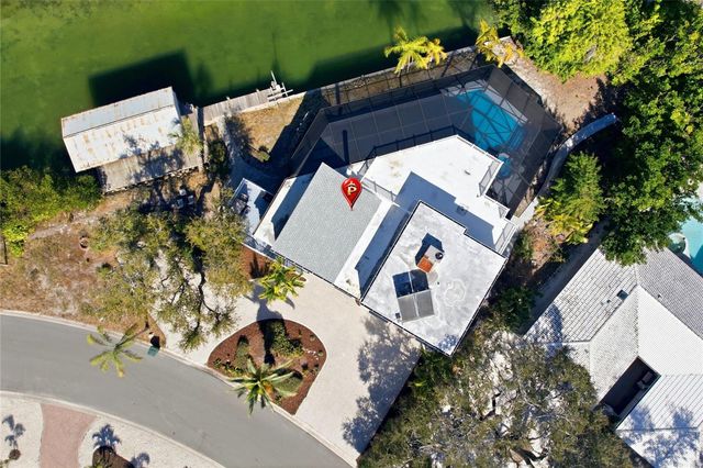 557 VENICE LANE, Sarasota, FL 34242