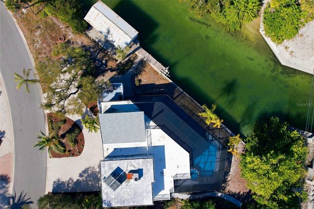 557 VENICE LANE, Sarasota, FL 34242