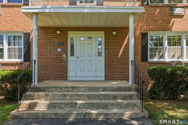 9 Grandview Drive 47B, Farmington, CT 06032