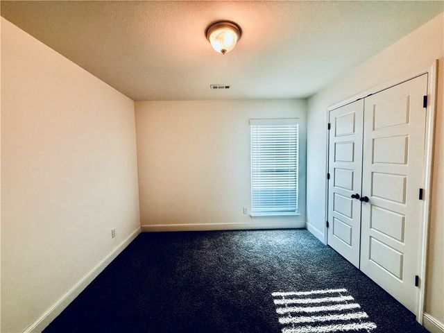 424 NW 59 Avenue, Bentonville, AR 72713