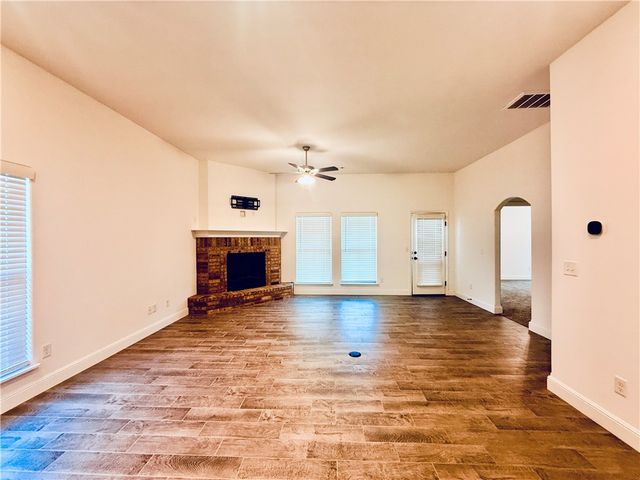 424 NW 59 Avenue, Bentonville, AR 72713