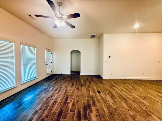 424 NW 59 Avenue, Bentonville, AR 72713