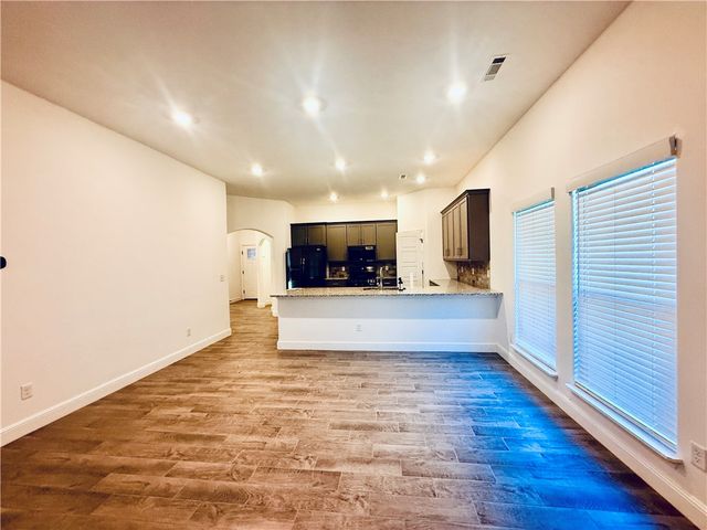 424 NW 59 Avenue, Bentonville, AR 72713
