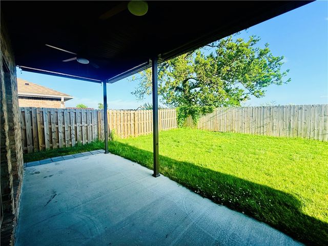 424 NW 59 Avenue, Bentonville, AR 72713