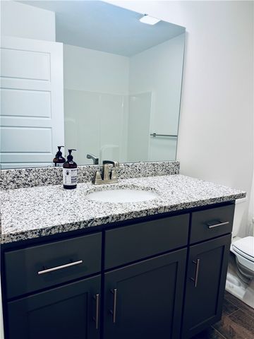424 NW 59 Avenue, Bentonville, AR 72713