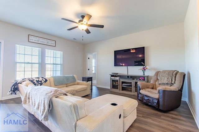 1879 Arnold Drive SE, Allenhurst, GA 31301