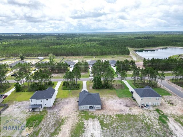 1879 Arnold Drive SE, Allenhurst, GA 31301
