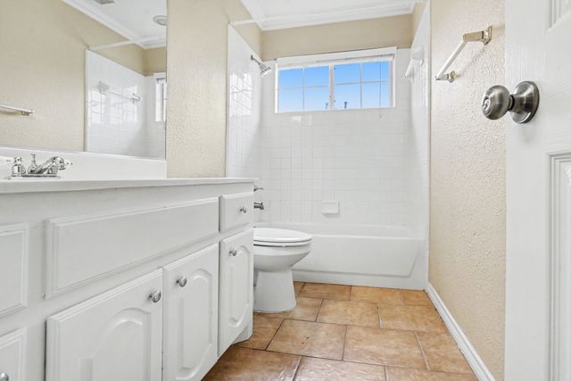 1621 Churchill Lane, Mansfield, TX 76063
