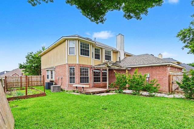 1621 Churchill Lane, Mansfield, TX 76063