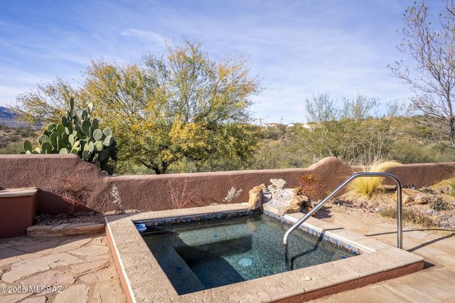 66 Camino Embarcadero, Rio Rico, AZ 85648