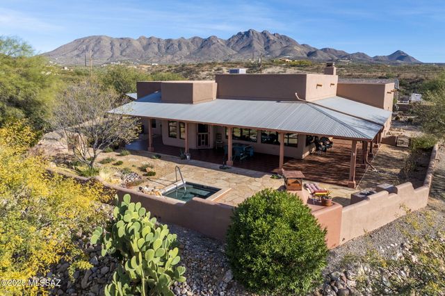 66 Camino Embarcadero, Rio Rico, AZ 85648