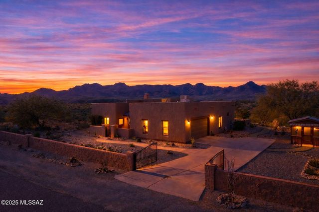 66 Camino Embarcadero, Rio Rico, AZ 85648