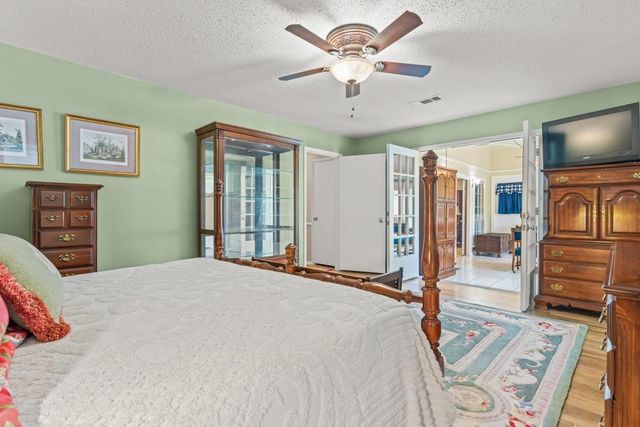 503 Pine Hill Road, Henderson, TX 75654