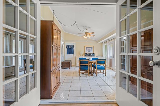 503 Pine Hill Road, Henderson, TX 75654
