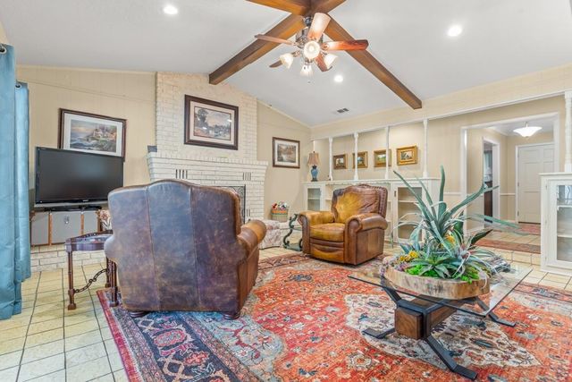 503 Pine Hill Road, Henderson, TX 75654