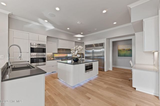 100 El Dorado Street, Pinehurst, NC 28374
