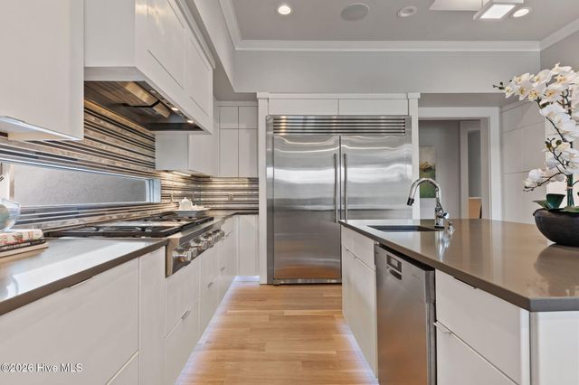 100 El Dorado Street, Pinehurst, NC 28374