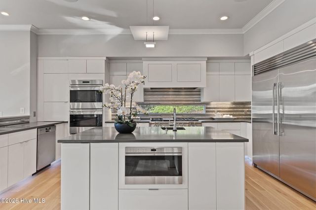 100 El Dorado Street, Pinehurst, NC 28374