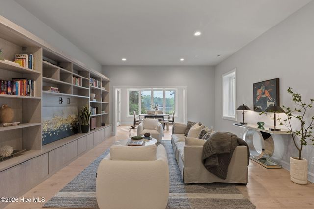 100 El Dorado Street, Pinehurst, NC 28374